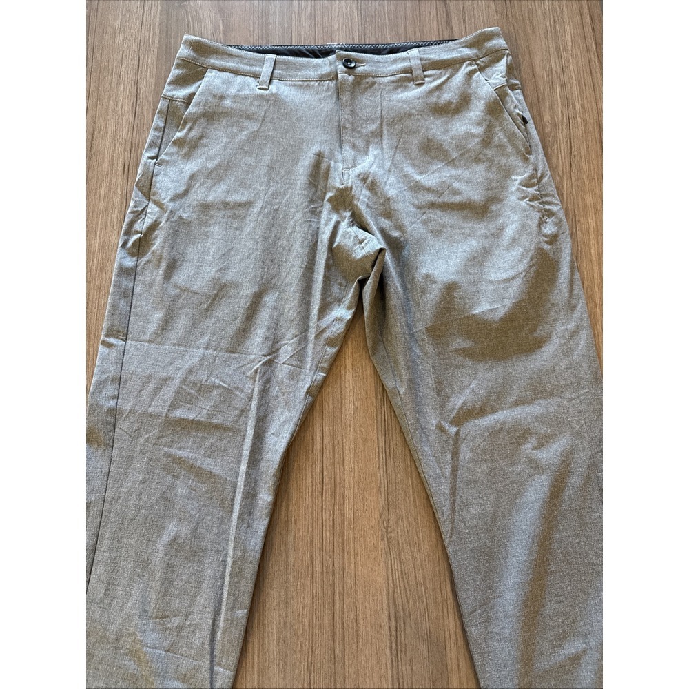 Vuori Aim Pant Men's 33 Chino Pants V431 Stretch Athleisure Office Golf Gray
